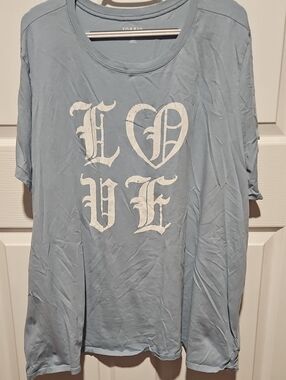torrid Light Blue Graphic LOVE Short Sleeve Tee